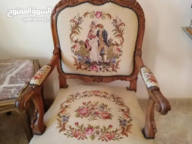 صالون أوبيسون بحالة فوق الممتازة