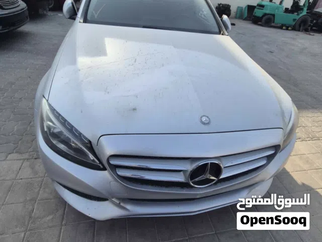 2015 مرسيدس بنز الفئة-C C 300