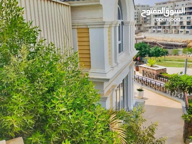 295 m2 5 Bedrooms Villa for Sale in Giza 6th of October