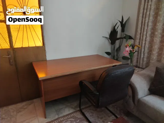 مكتب وكرسي مكتب للبيع