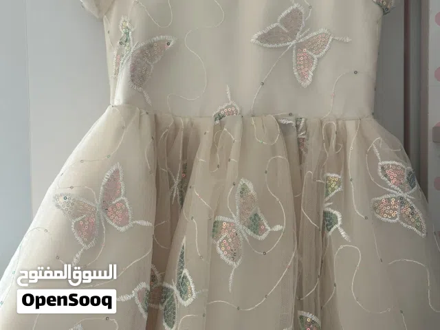 فساتين أطفال