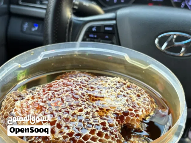 عسل سمر بالشمع طبيعي تربية بدون اضافات اي شي للعسل.