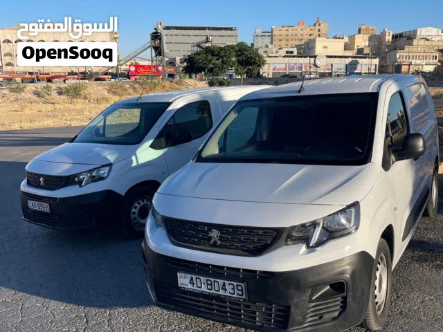 2024 بيجو بارتنر Van Short Body
