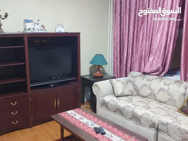 75 m2 1 Bedroom Apartments for Rent in Amman Shmaisani