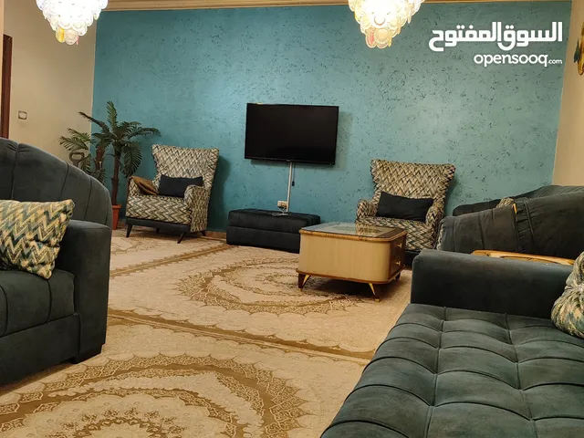 130 m2 3 Bedrooms Apartments for Sale in Zarqa Russayfah