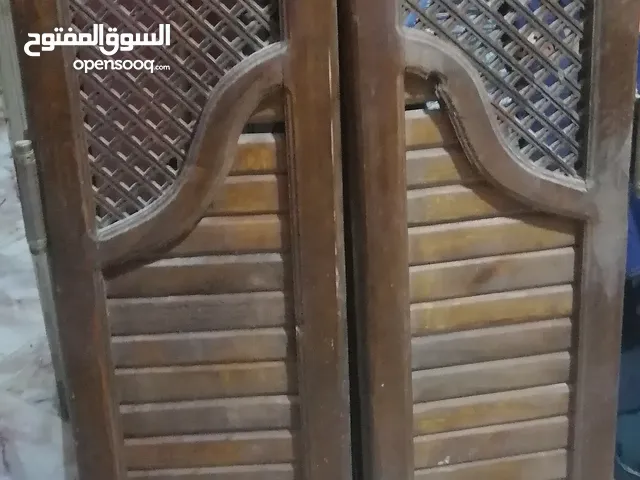 باب مروحة خشب