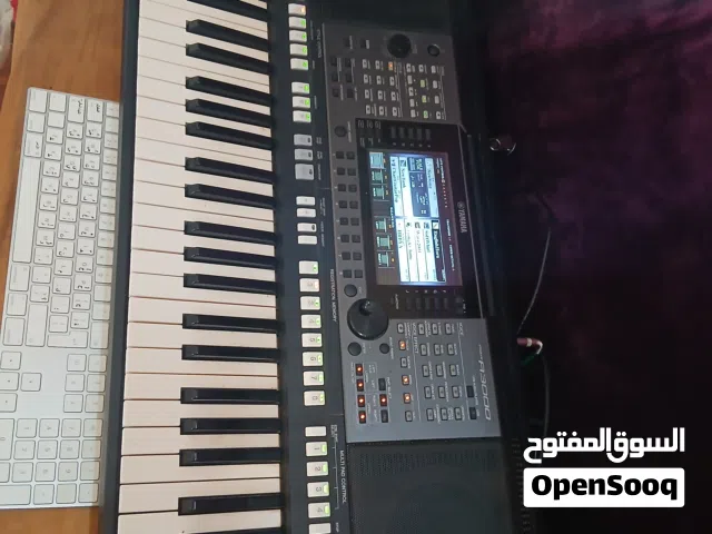 الاورج ياماها 3000 نظيفه مافيها اي خلل استخدامي انا معلمه موسيقه مطلوب فيها 350ريال غير قابل للتفاوض