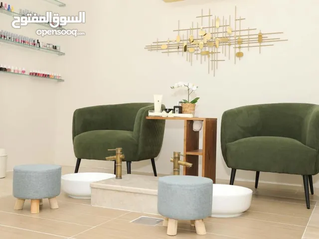 صالون نسائي جاهز للبيع في الشهامة جاهز بكل معداته مع الرخصه