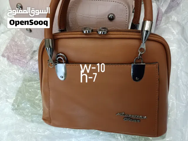 Premium purses and Handbags for all occasions