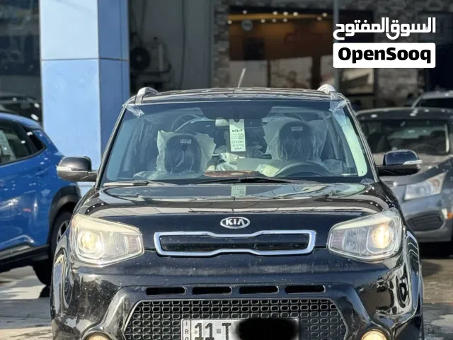 2015 كيا سول LX