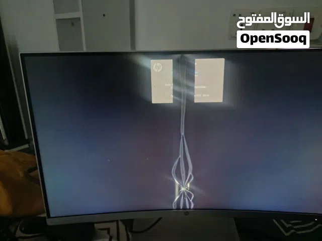 شاشة hp مكسورة