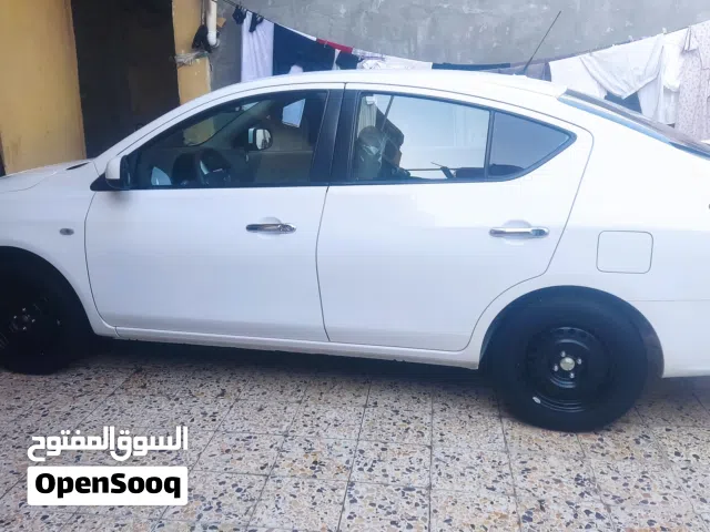 Used Nissan Sunny in Basra