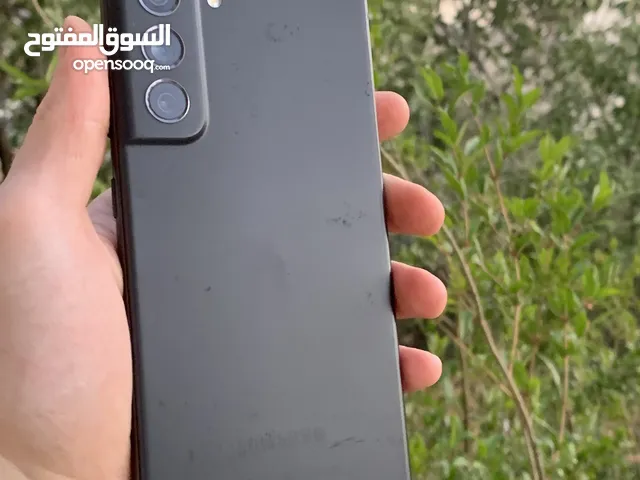 سامسونج جلاكسي اس 21 fe 128 جيجا الرام 8 جيجا شبه جديد السعر 700 شيكل السعر نهائي