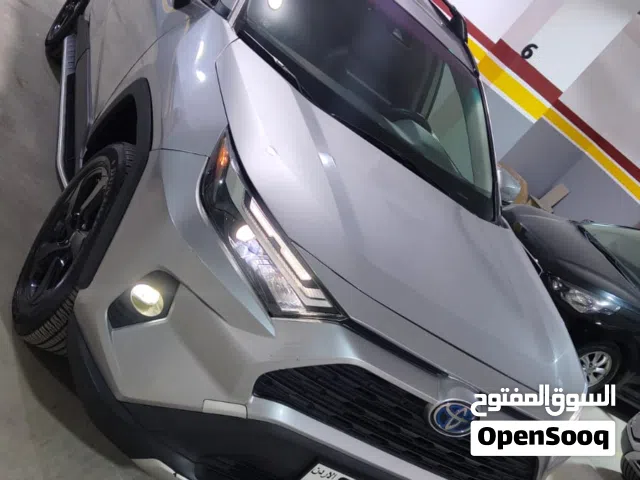 2022 تويوتا راف فور XLE
