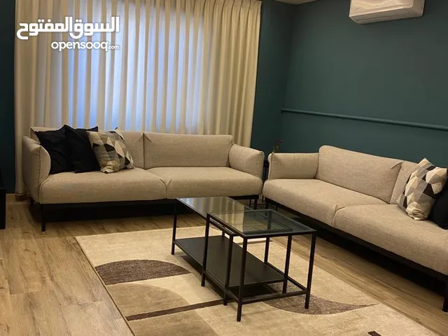 210 m2 5 Bedrooms Apartments for Sale in Irbid Al Rabiah