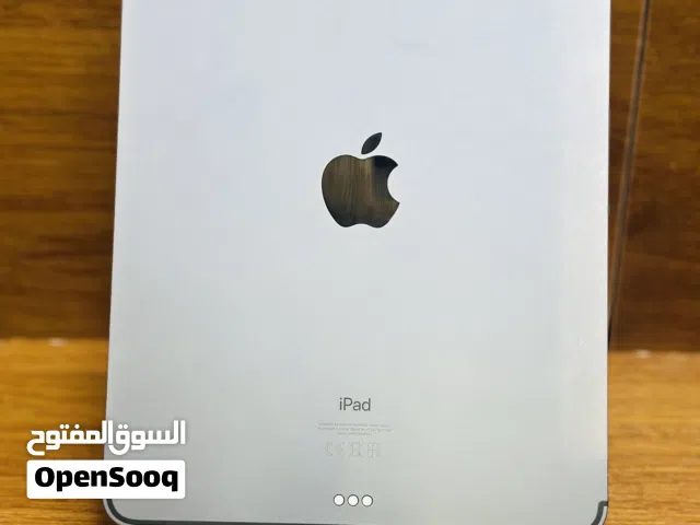 iPad Pro 11-inch 2nd generation 128GB cellular + wifi  one month shop warranty .
