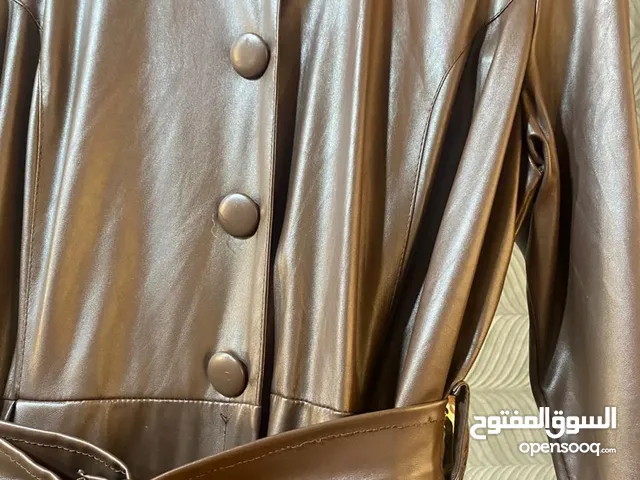 فستان طويل ب لون بني بحاله ممتازه