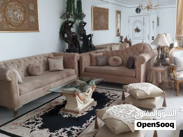 متاح للاسمثار ( البيع) شقةفي المهندسين سوبر لوكس بسعر لقطة على ميدان لبنان الرئيسي باطلالة على ميدان