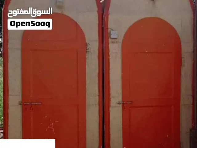 حمامات جاهزة (فيبر جلاس) بحالة ممتازة للبيع