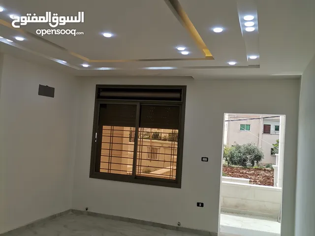 شقه فخمه 205م ثالث فني للبيع جنوب حدائق الملك عبدالله وخلف اربد مول قراند