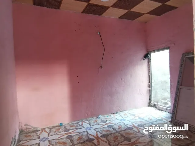 180m2 2 Bedrooms Townhouse for Sale in Basra Qibla