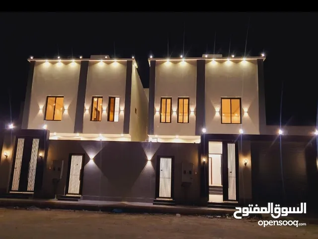 300 m2 More than 6 bedrooms Villa for Sale in Jazan As Suwais