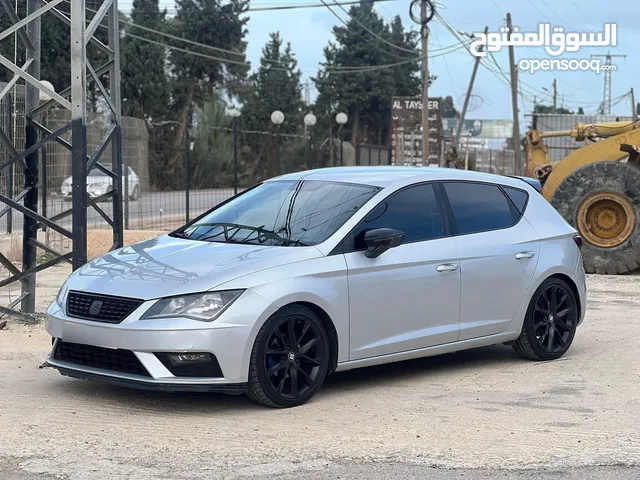 سيات ليون 2018 مميزة / جير عادي