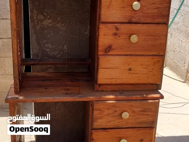 2-تسريحة خشب سويدي قديم و ماسه بسعر عرطه
