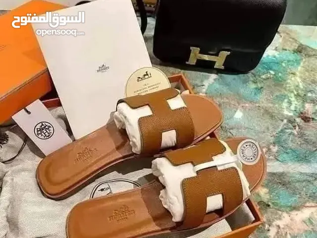 Other Sandals in Abu Dhabi