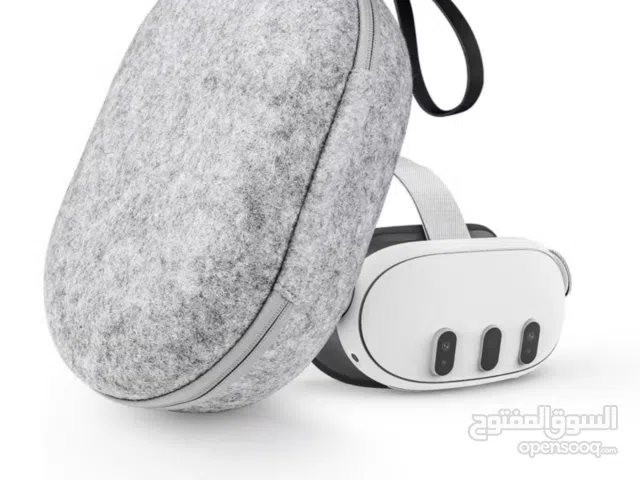 نظارة VR meta quest3 مع حقيبه ومسند الرأس تم إضافته