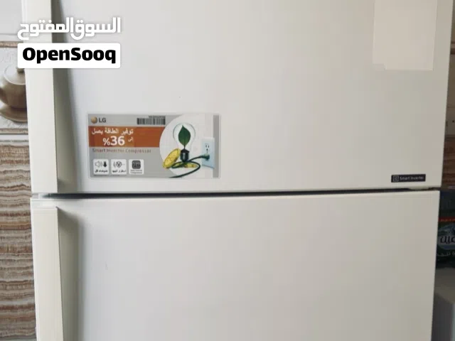ثلاجة LG بحالة جيدة
