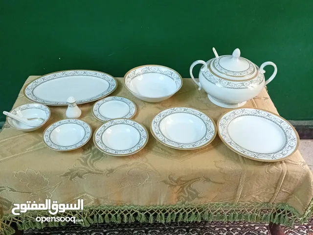 طقم صيني مزغرف
