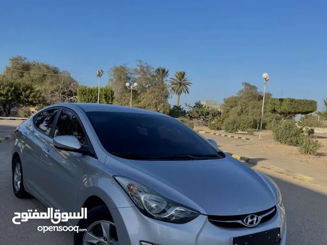 Used Hyundai Avante in Tripoli