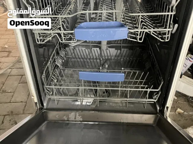 Bosch dishwasher good condition. Free delivery