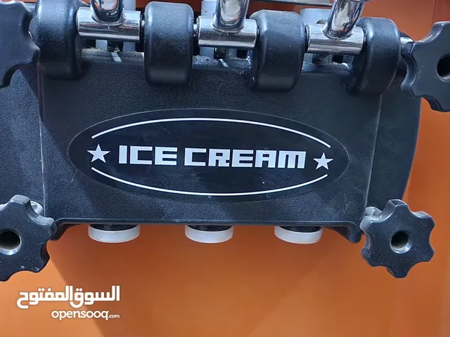 مكينيه صنع ايس كريم، اقر الوصف