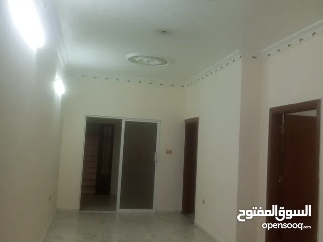 135 m2 2 Bedrooms Apartments for Rent in Zarqa Jabal Al Ameer Hamza