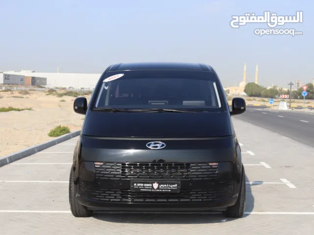 Hyundai Starea - 2023 - GCC - Accident-Free - 3.5L  - 9 Seats - Low Mileage - Excellent Condition