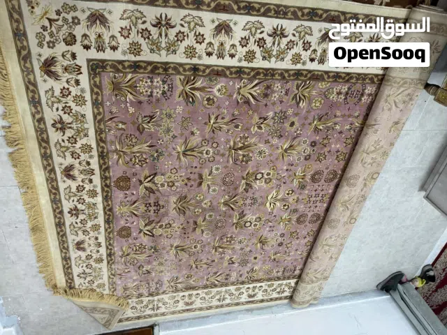 سجادة  ( زولية )إيراني مقاس 2.5 متر عرض وطول 3.5 متر