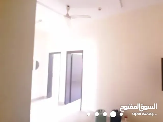 150Bd 2bed room  flat for rent in manama near American mission hospital, cctv 24hrs security