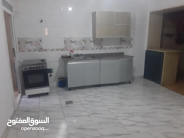 140 m2 3 Bedrooms Townhouse for Rent in Tripoli Old Soar Road