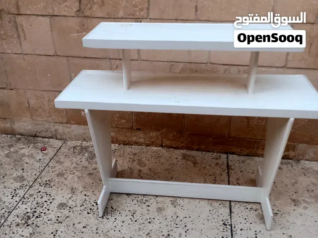 طاولة تليفزيون