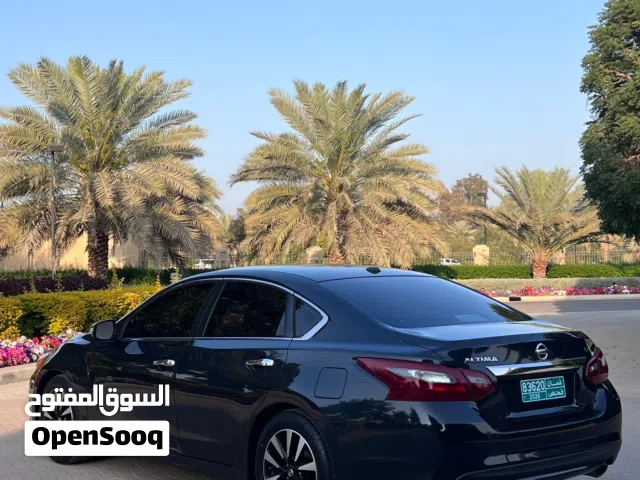 نيسان التيما 2018 SL ( كلين تايتل بدون حوادث صبغ وكالة بالكامل ،، الفل بدون فتحة)