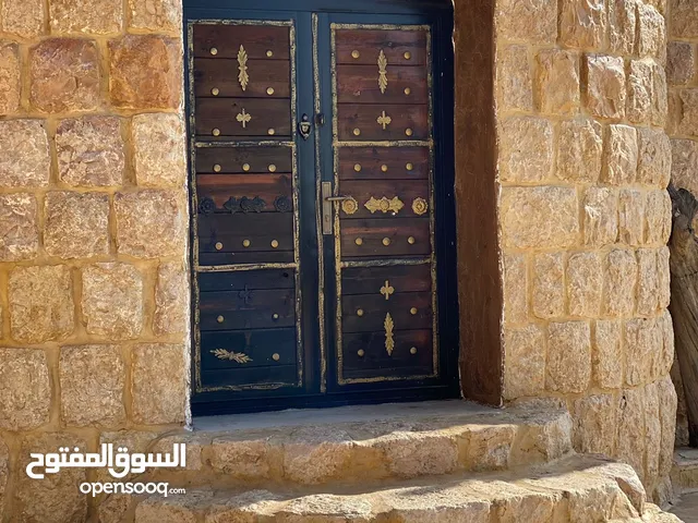 350 m2 4 Bedrooms Townhouse for Sale in Jerash Al-Rashaida