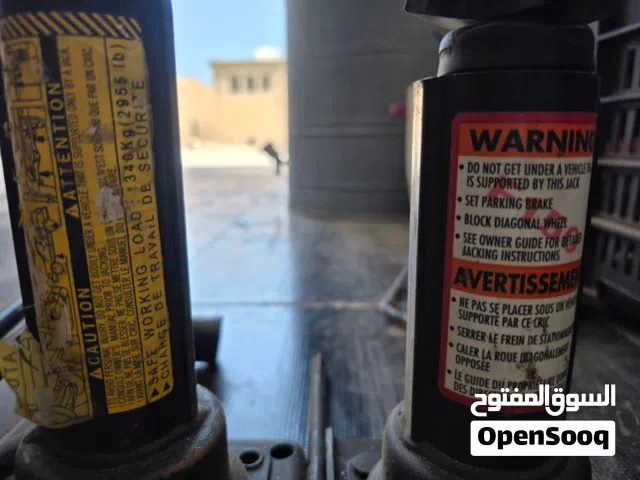 مجموعة كريكات بالادوات للبيع كريكات مستعملات مرتين بس الباقي مافيهم حتى حاجه لأي استفسار الاتصال على