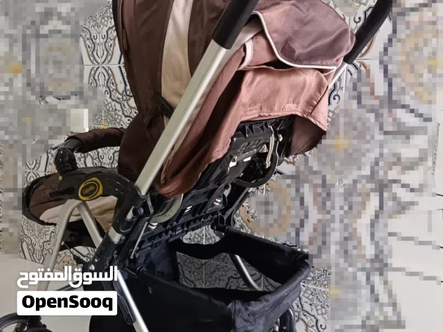عربة أطفال للبيع