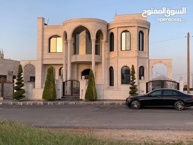 756m2 More than 6 bedrooms Villa for Sale in Amman Tabarboor