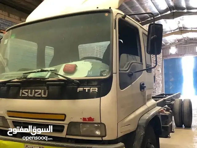 ايسوزو لوري