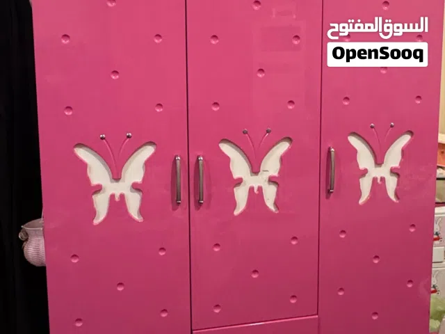 غرفة نوم بناتي استعمال نظيف جدا