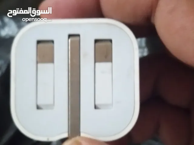 شاحن ايفون 15 الاصلي مستعمل شيء بسيط