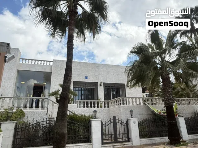 650 m2 5 Bedrooms Villa for Rent in Amman Dabouq